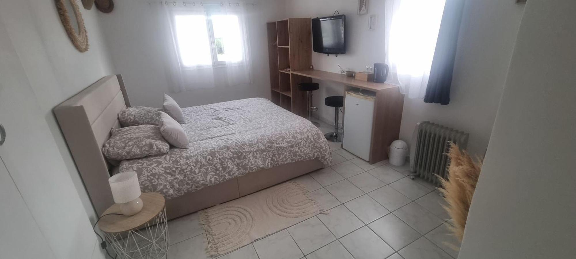 Chambre Face Aux Vignes Vidauban Exterior photo